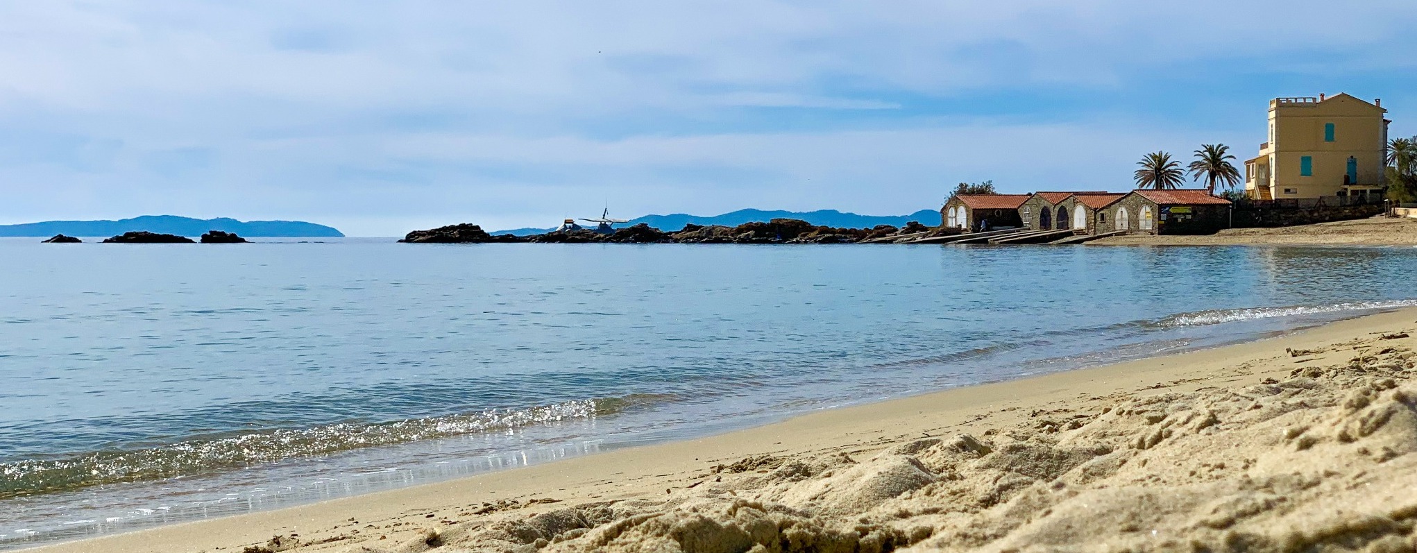 Location de vacances au Lavandou : guide des plages et quartiers (Saint-Clair, Aiguebelle, Cavalière, Pramousquier)